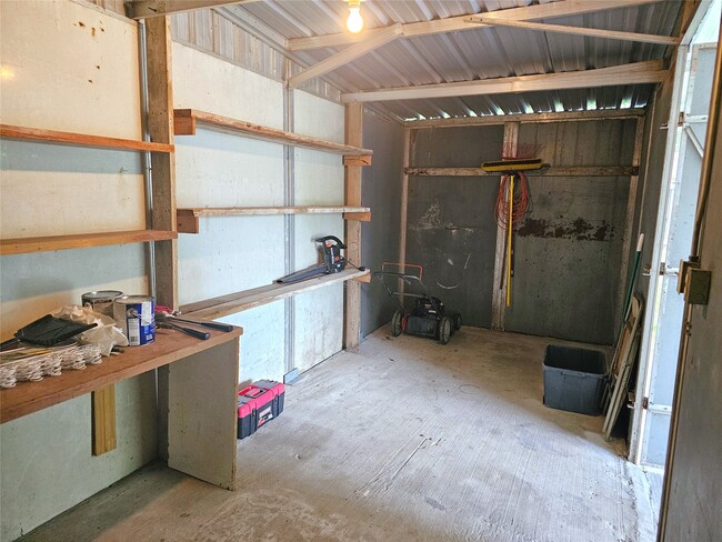 Building Photo - 315 High St