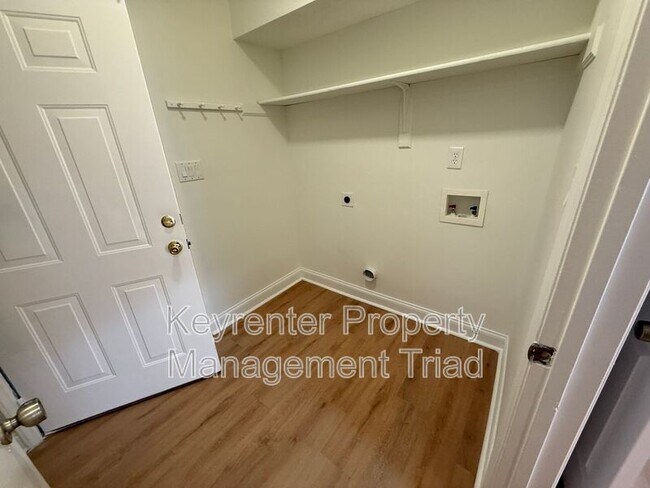 Building Photo - 3957 Cobblestone Bend Dr