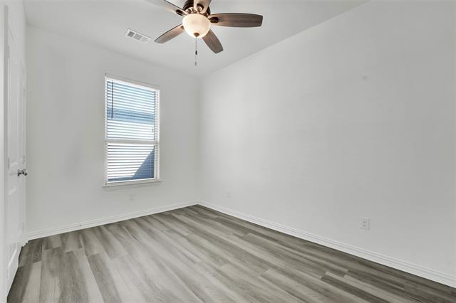 Building Photo - 309 Emerald Creek Dr