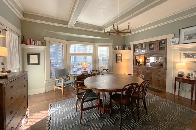 Building Photo - Well-Appointed Naglee Park Historic Home