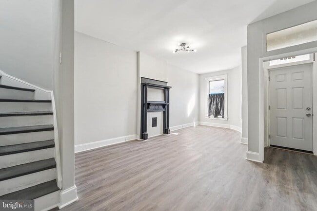 Primary Photo - 2356 McCulloh St