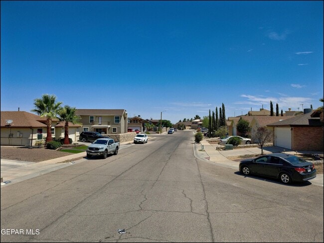 Building Photo - 4100 Tierra Venado Dr