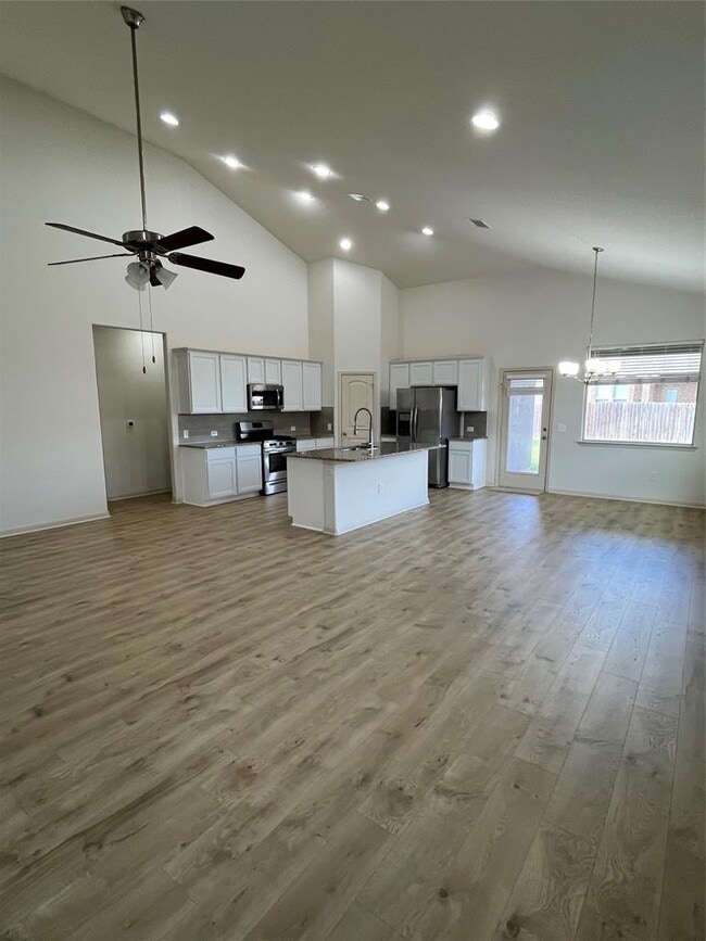 Building Photo - 18508 Calasetta Dr