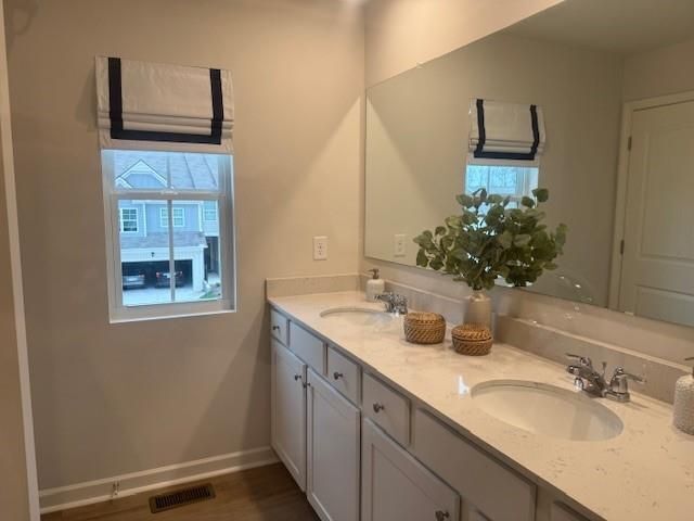 Building Photo - 6724 Leigh St