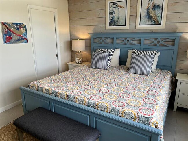 Building Photo - 1481 S Ocean Blvd