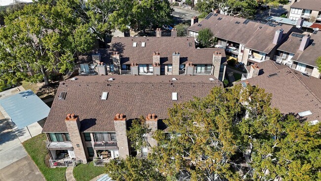 Building Photo - 6633 W Airport Blvd