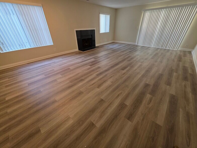 Building Photo - 1250 S Westgate Ave