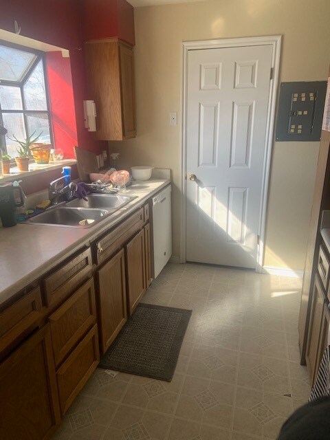 Building Photo - 515 N 200 E