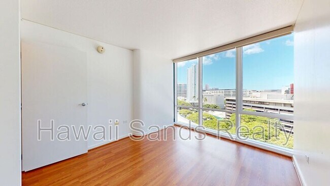 Building Photo - 1288 Kapiolani Blvd