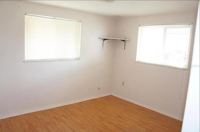 Building Photo - 7608 Camelot Rd