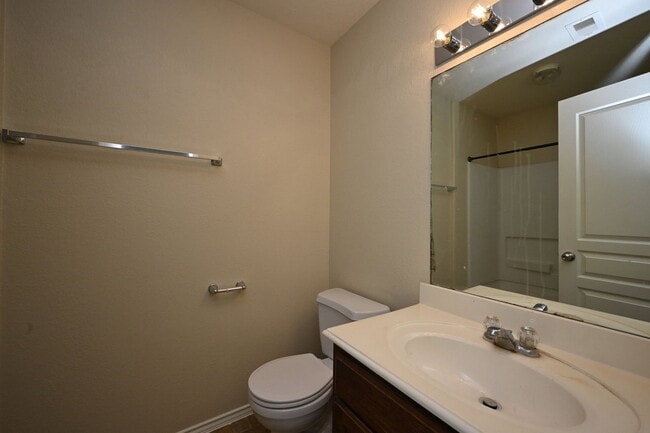 Building Photo - 16806 Mammoth Springs Dr