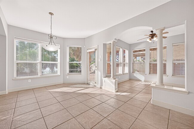Building Photo - 3427 Lakeridge Canyon Dr