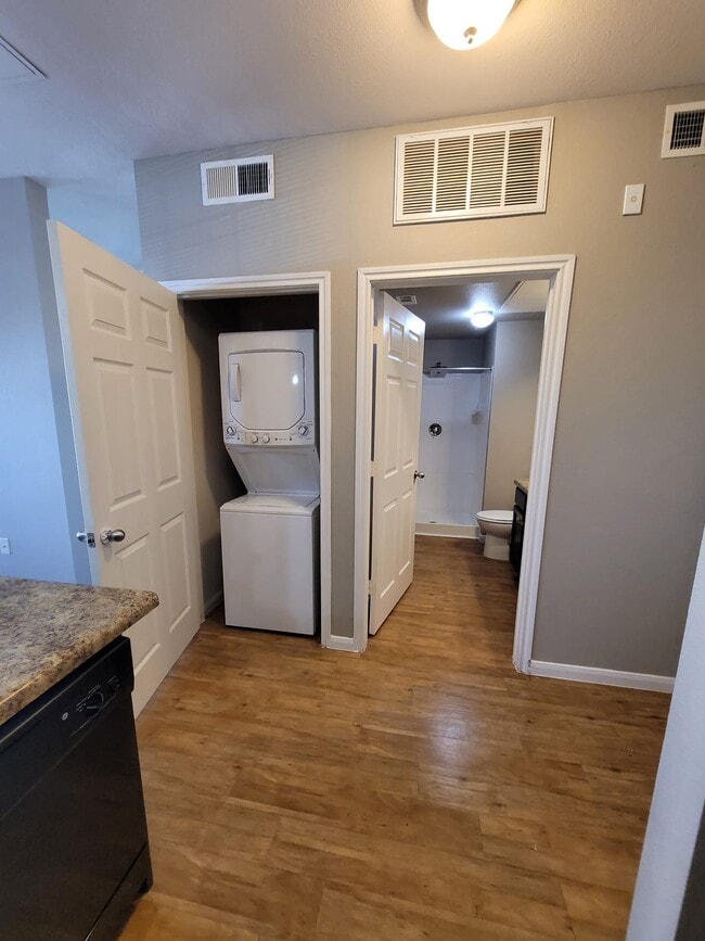 Studio/Efficient (W&D included) - The Ranch at Cibolo Creek