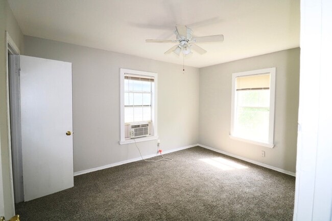 Building Photo - 3102 Brackenridge St