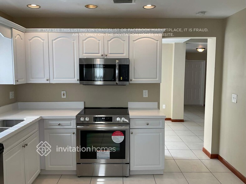 Building Photo - 5080 NW 56th St