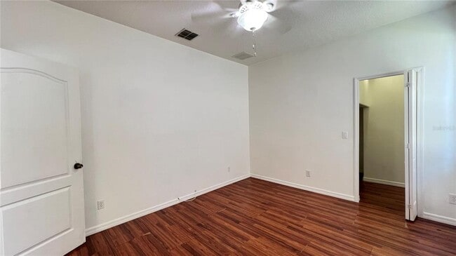 Building Photo - 806 Lost Grove Cir