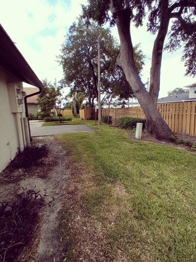 Building Photo - 2503 Tahoe Cir