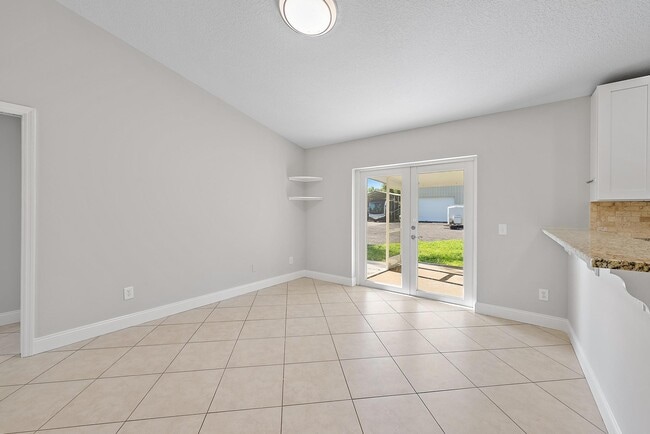 Building Photo - 12904 159th Ct N