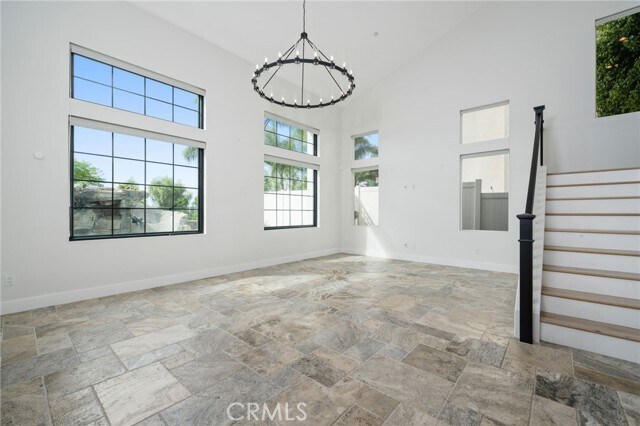 Building Photo - 55 Via Sonrisa