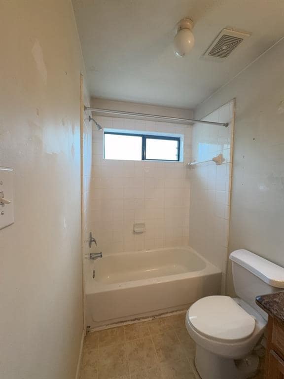 Building Photo - 10211 Azalea Village Dr