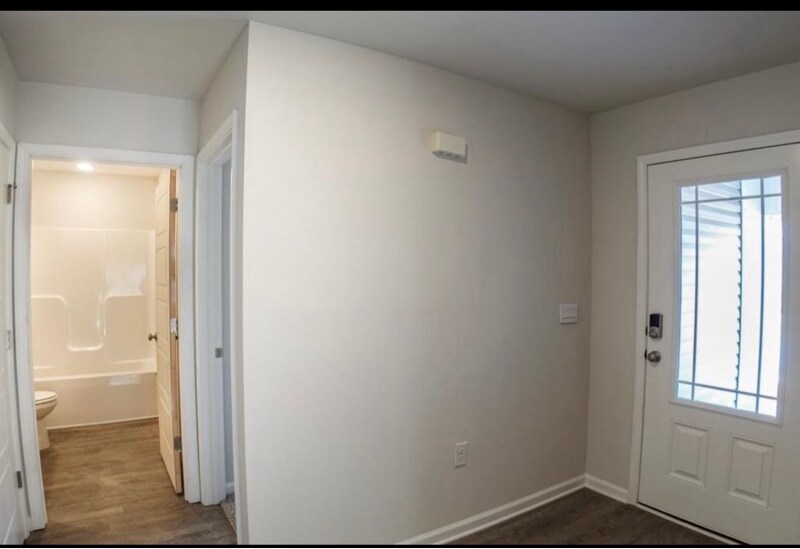 Building Photo - 5008 Sampler Dr