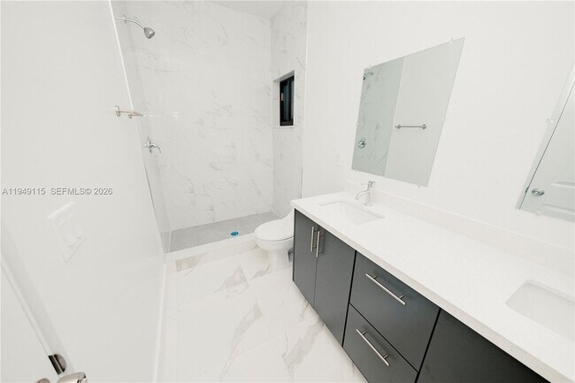 Building Photo - 820 Dr B J McCormick Ave