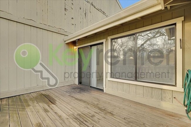 Building Photo - 7733 Lauppe Ln