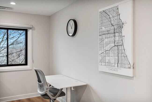 Building Photo - 2335 W Touhy Ave