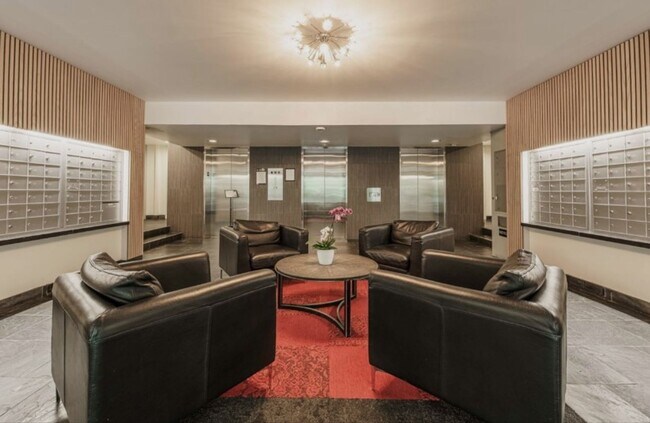 Building Photo - 1-Bedroom Condo on 14th floor of Harrison West - Corner Unit!