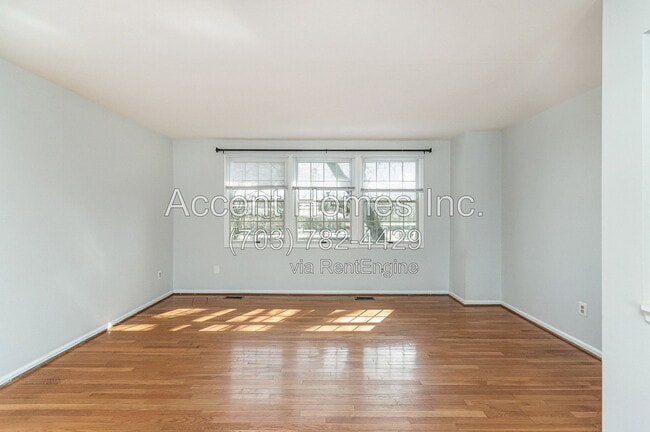 Building Photo - 5028 9th St S