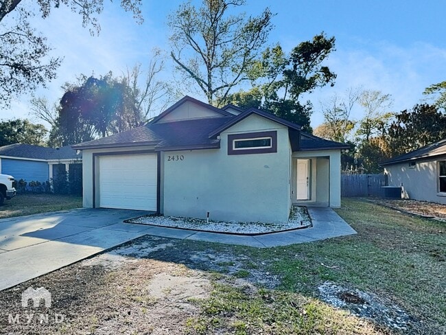 Building Photo - 2430 Princeton Ave