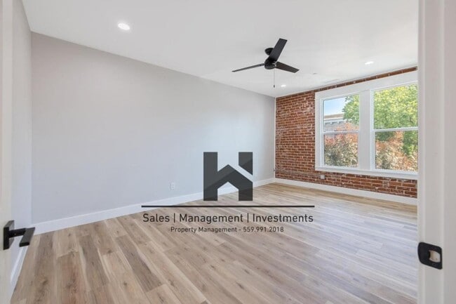 Building Photo - 151 S K St