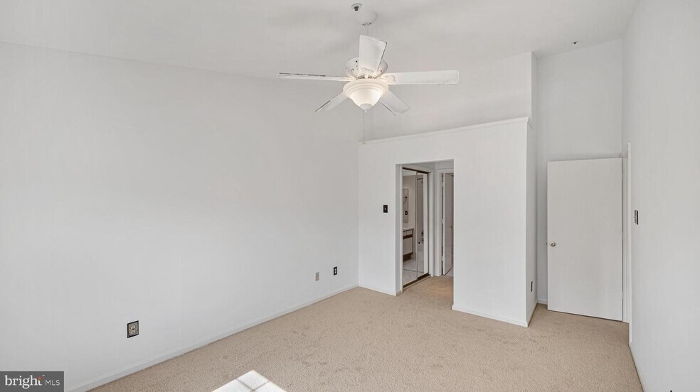 Building Photo - 14226 Jib St