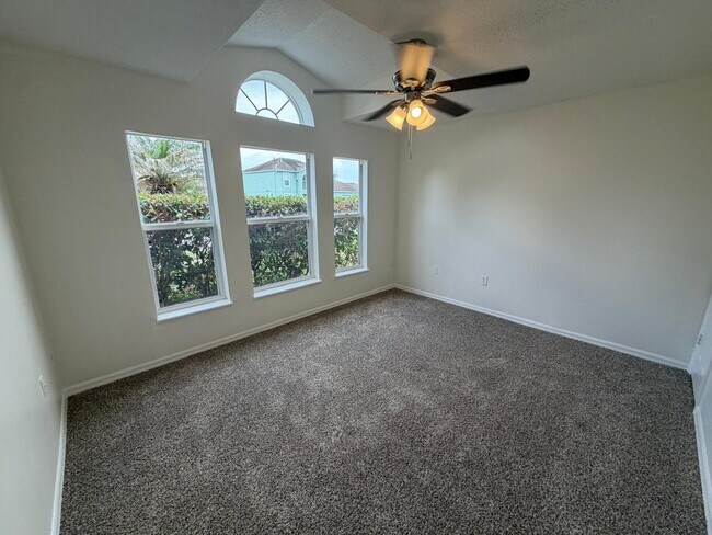 Building Photo - 3015 Elbib Dr