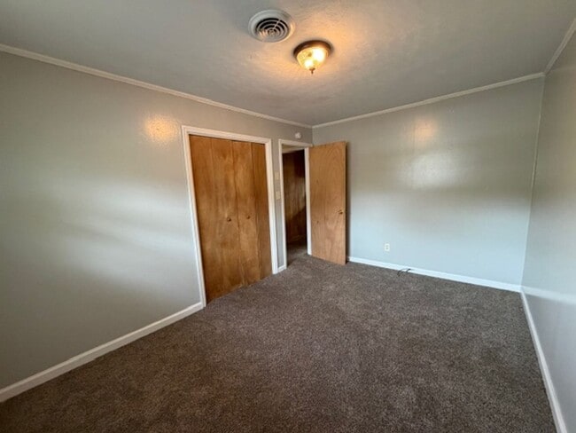 Building Photo - 107 Jackson St NW