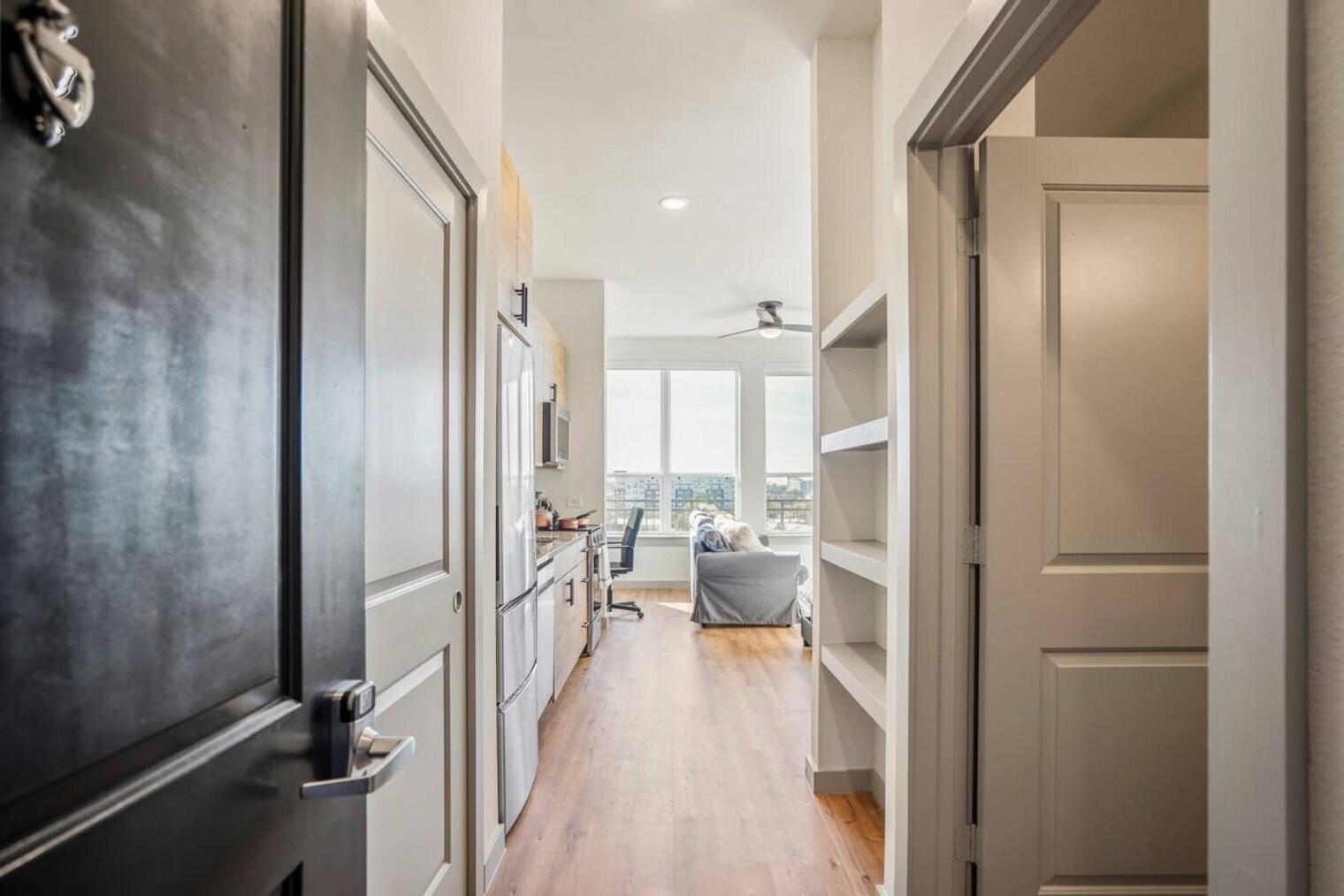 Building Photo - 1111 Shepherd Dr