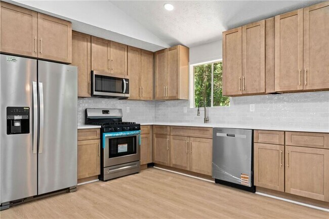 Building Photo - 4050 Daron Ct