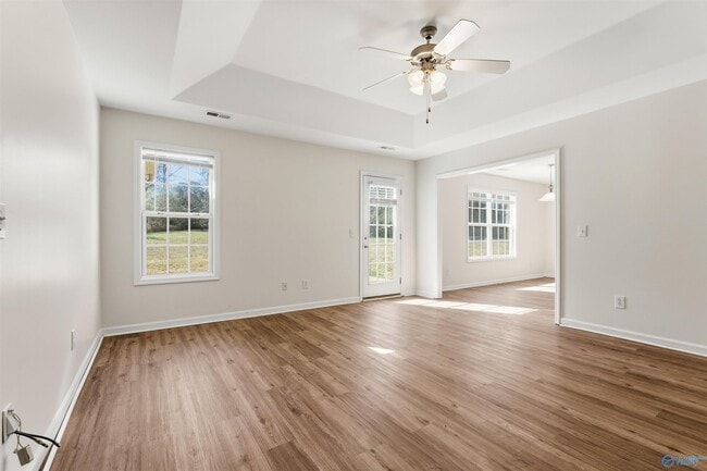 Building Photo - 104 Bataleur Ct