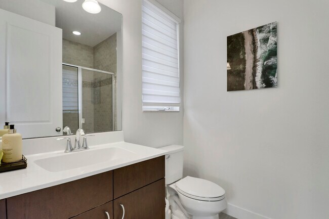 Building Photo - 5029 Grandiflora Rd