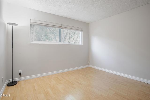 Building Photo - 8577 Rugby Dr