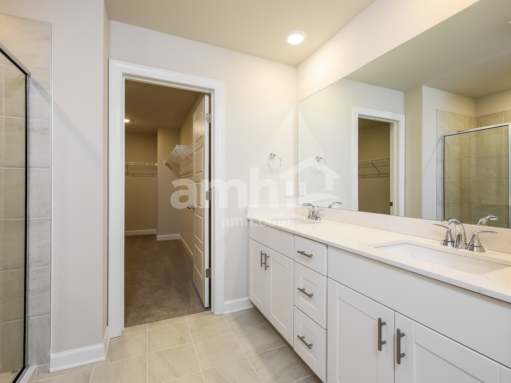 Building Photo - 782 Treeline Rd