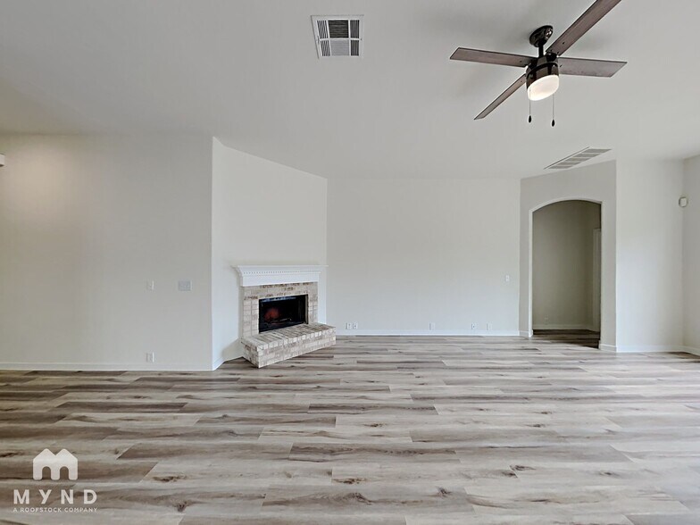 Building Photo - 2212 Kimra Ln