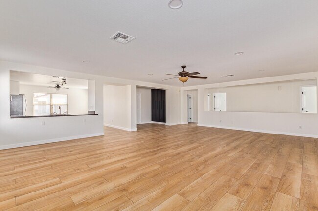 Building Photo - 23074 N 106th Ln