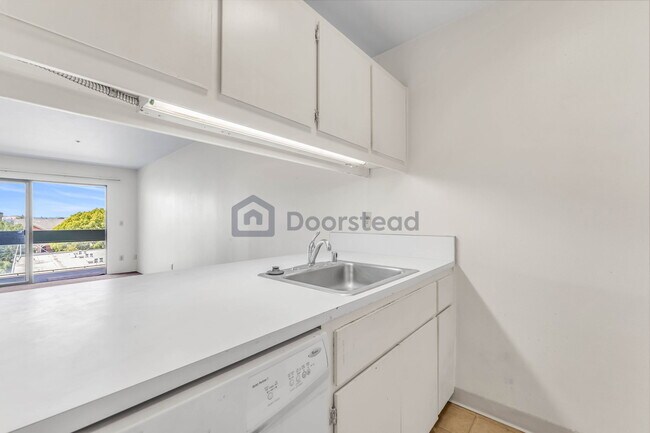 Building Photo - 1771 Broadway St