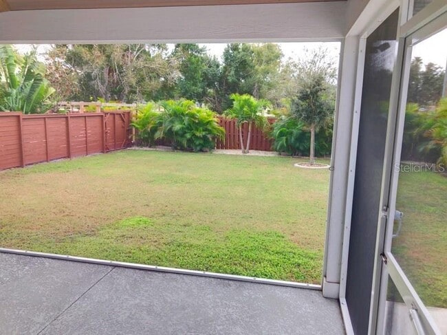 Building Photo - 399 Carmalita St