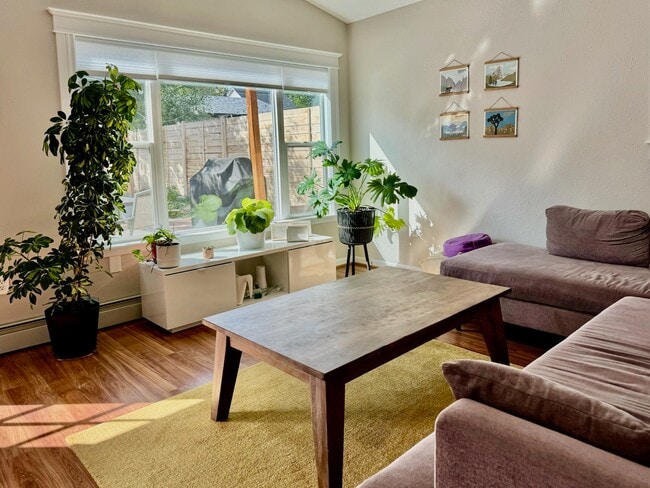 Building Photo - 2965 Grove St