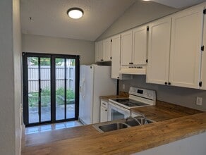 Building Photo - 7807 Amberlea Ct