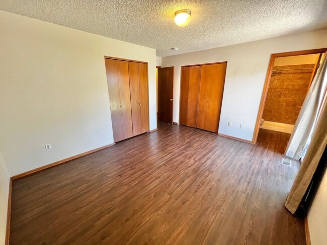 Building Photo - Spacious 4 Bed, 3 Bath Ranch in South Fort Collins