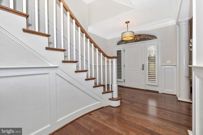 Building Photo - 10777 Symphony Park Dr