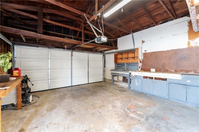 Building Photo - 2106 W Judith Ln